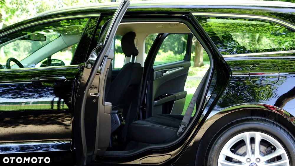 Ford Mondeo - 10
