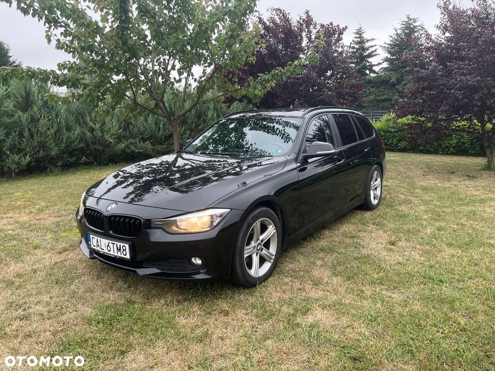 BMW Seria 3 318d DPF - 23