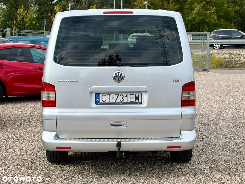 Volkswagen Multivan - 5