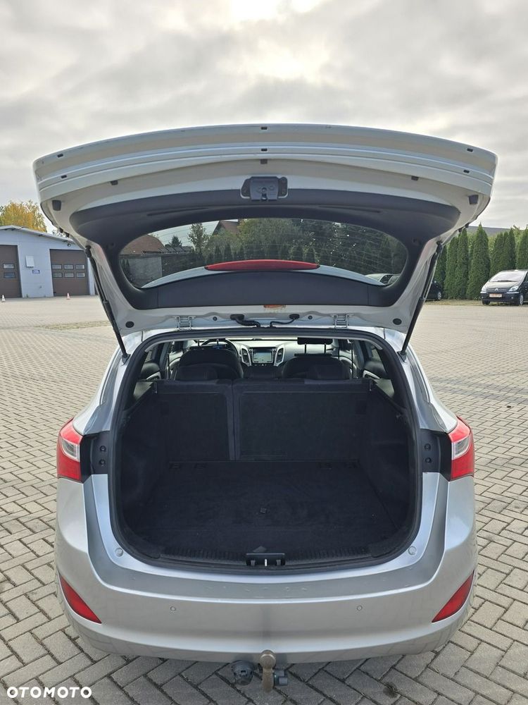 Hyundai i30 - 23