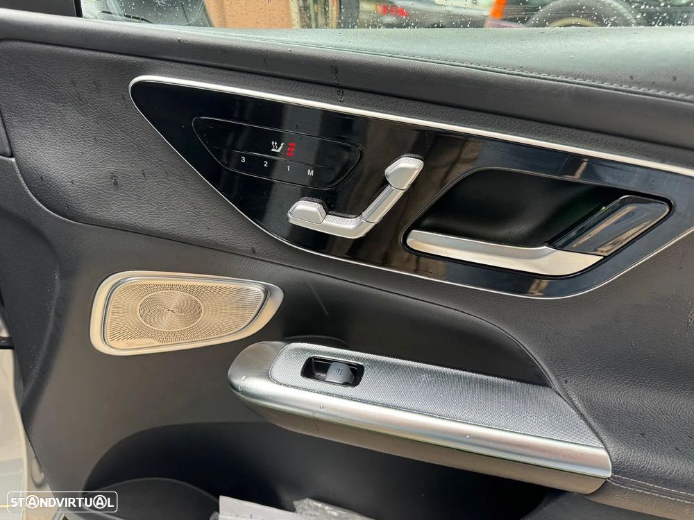 Mercedes-Benz GLC 300 e 4Matic 9G-TRONIC Avantgarde Advanced - 18