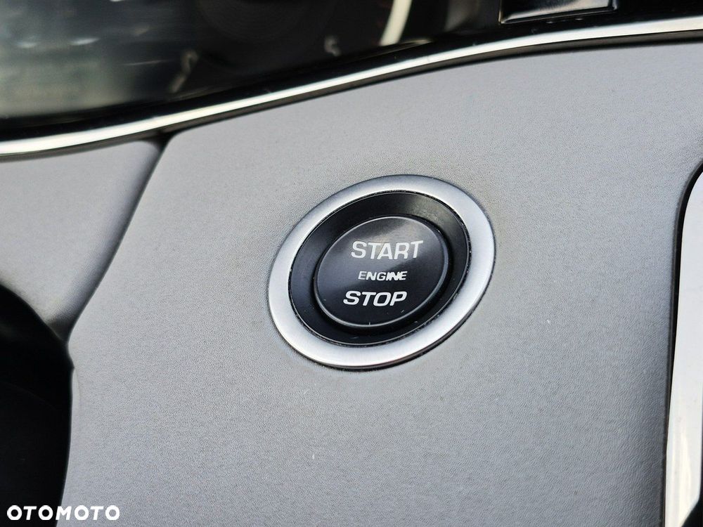 Land Rover Range Rover Evoque - 41