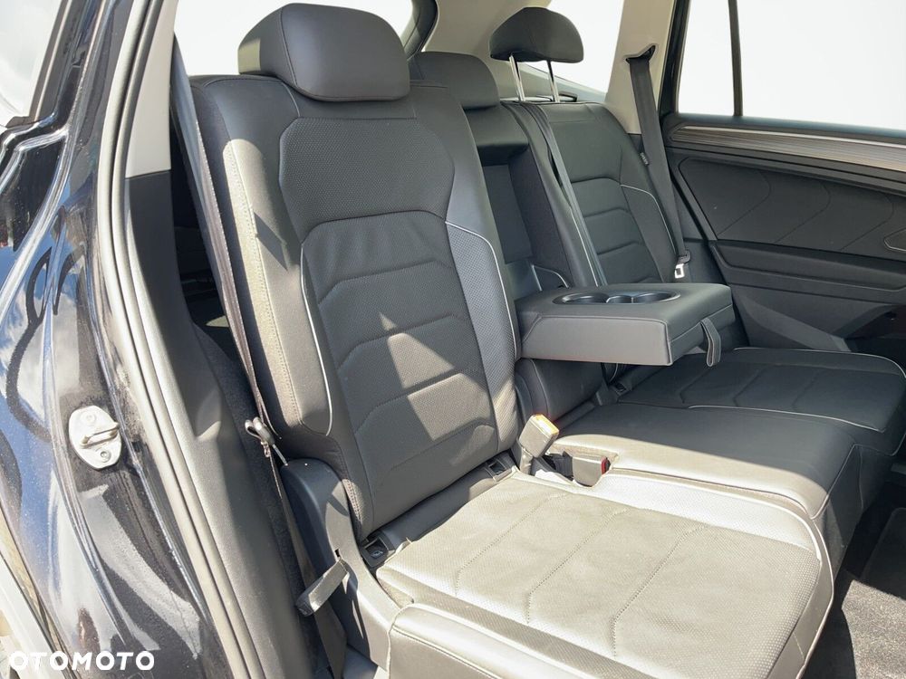 Volkswagen Tiguan Allspace - 13