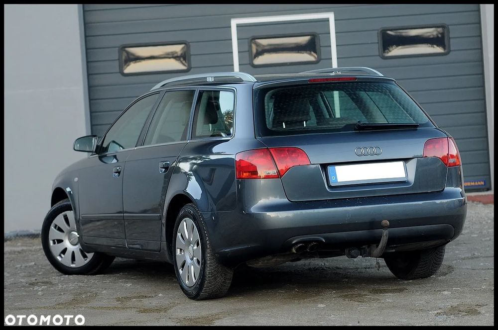 Audi A4 Avant - 16
