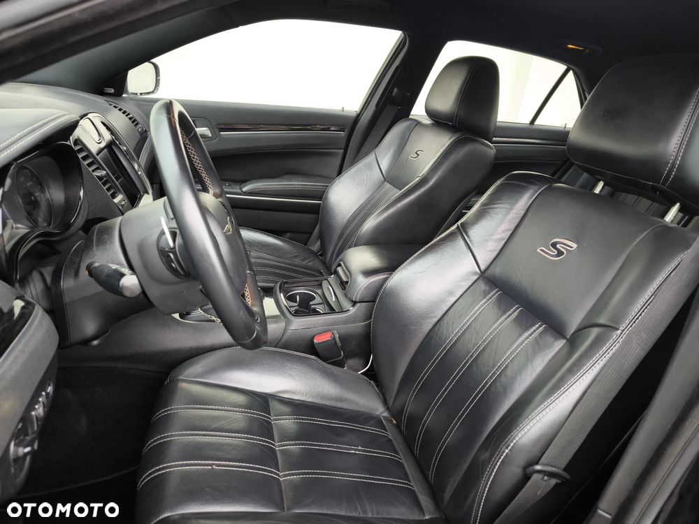 Chrysler 300 - 17