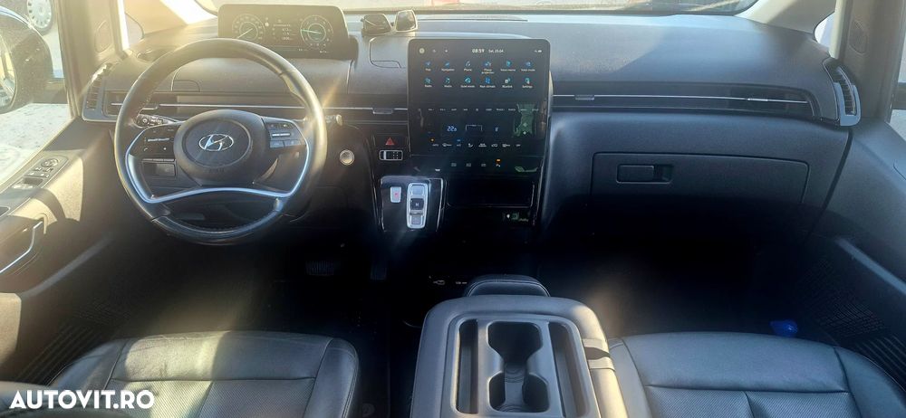 Hyundai Staria 2.2 CRDi Prime - 22