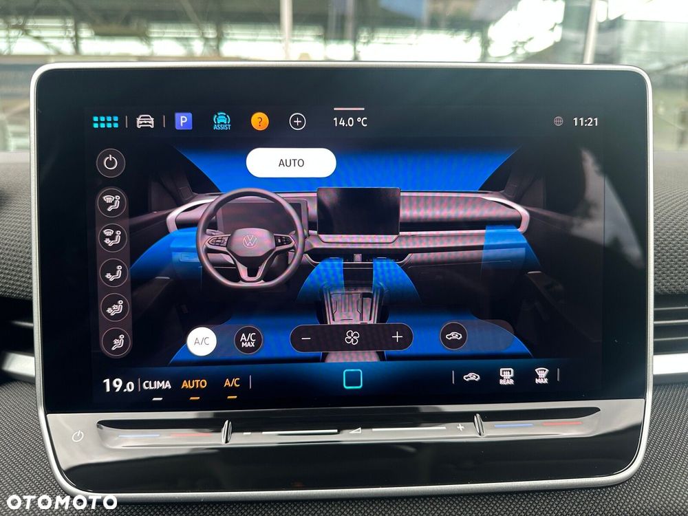 Volkswagen T-Roc 1.5 eTSI Trend DSG - 20