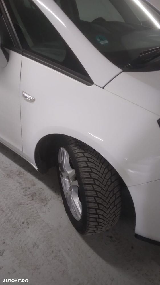 Opel Zafira Tourer 2.0 CDTI Automatik Business Edition - 2