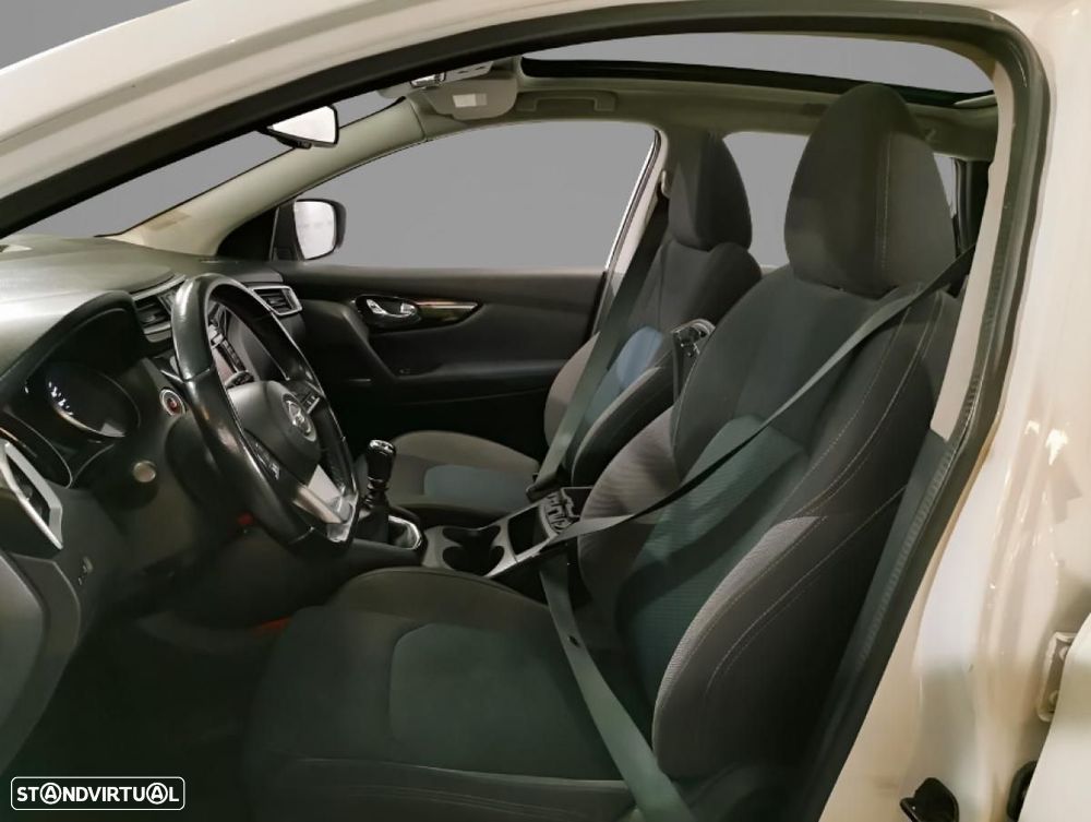 Nissan Qashqai 1.5 dCi N-Connecta - 3