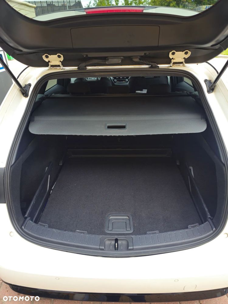 Toyota Corolla 1.8 Hybrid Comfort - 3