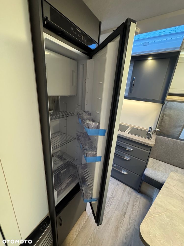 Hobby 400 SFe De luxe - 8