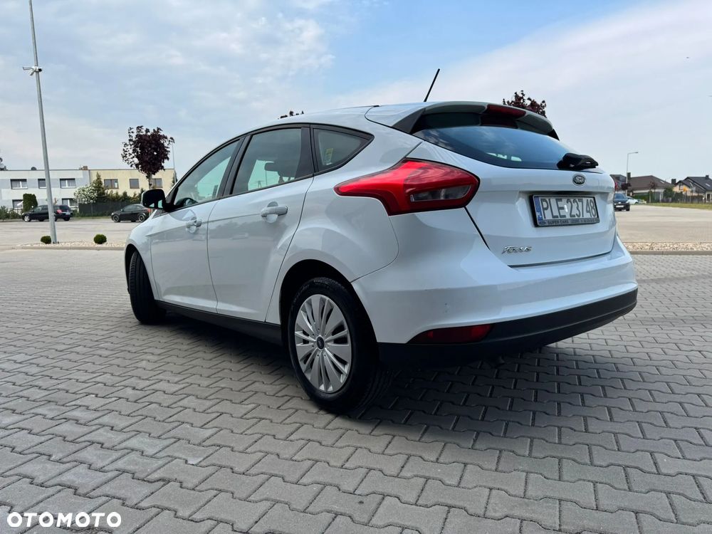 Ford Focus 1.5 TDCi Trend - 4