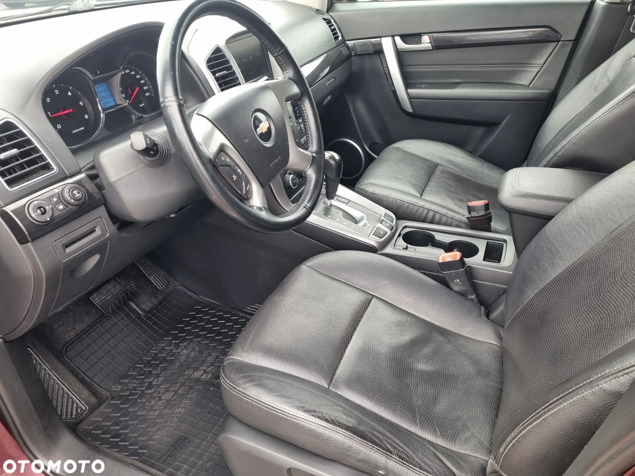 Chevrolet Captiva 2.2 d LTZ - 11