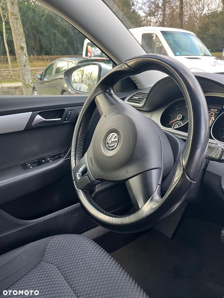 Volkswagen Passat 2.0 TDI 4Motion DSG BlueMotion Tech Comfortline - 9