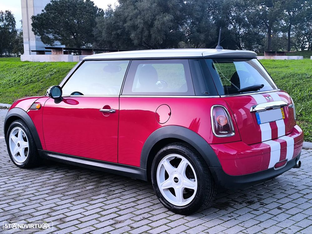 MINI 3 Portas Cooper D - 3