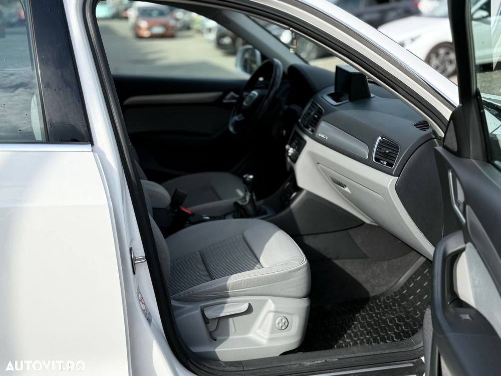 Audi Q3 2.0 35 TDI quattro Advanced - 16