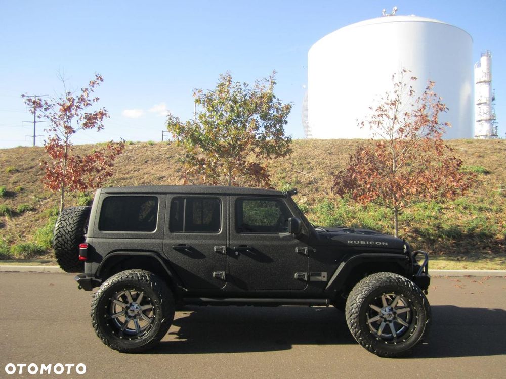 Jeep Wrangler - 3