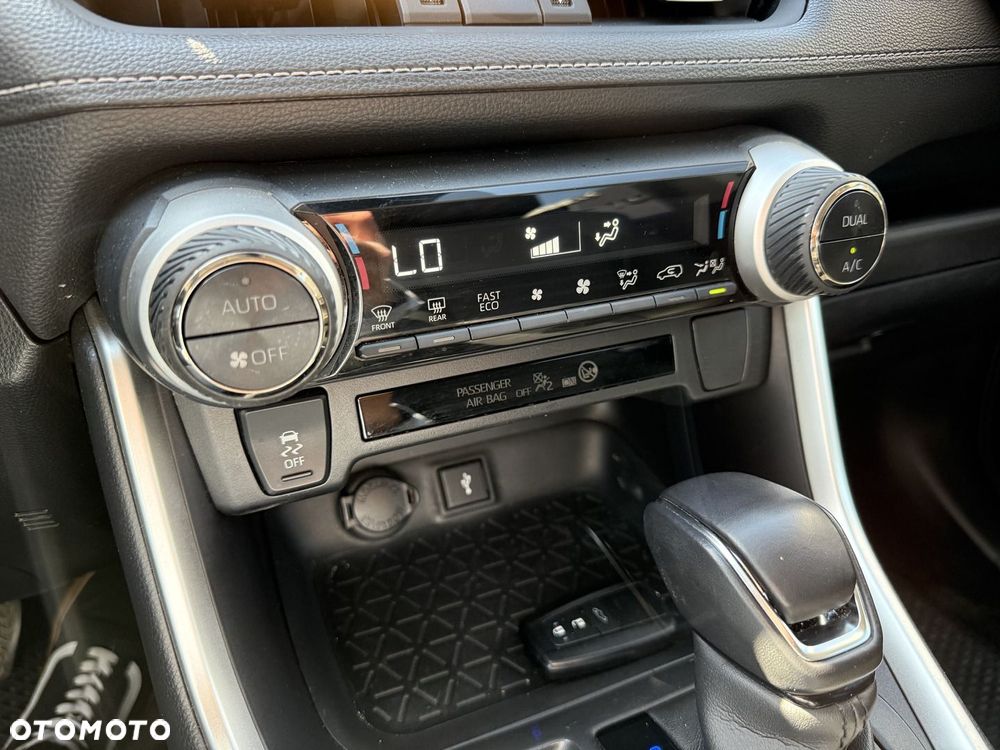 Toyota RAV4 - 21