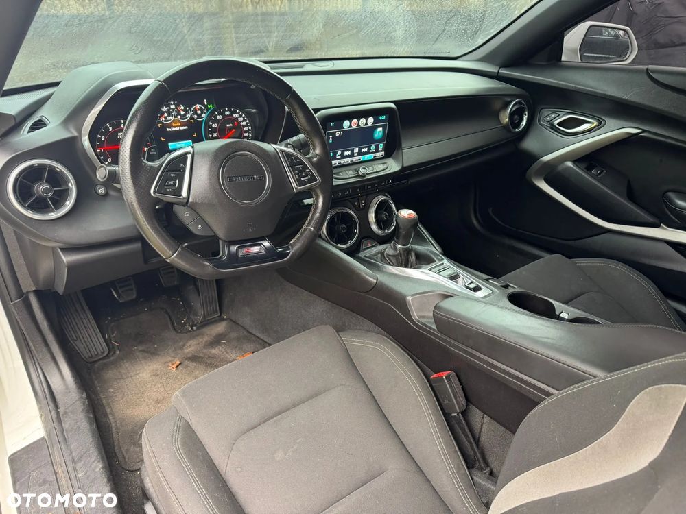 Chevrolet Camaro 6.2 V8 Coupe - 8