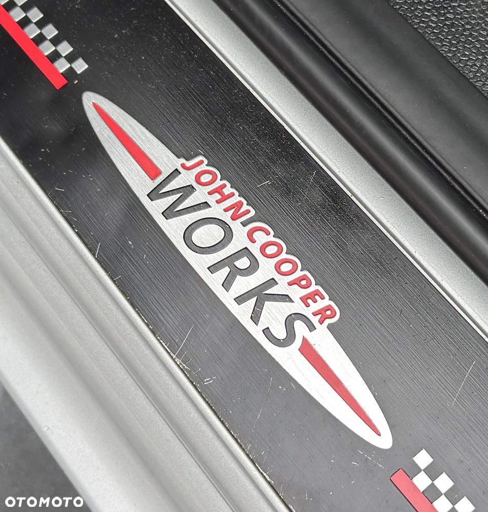 MINI John Cooper Works - 17