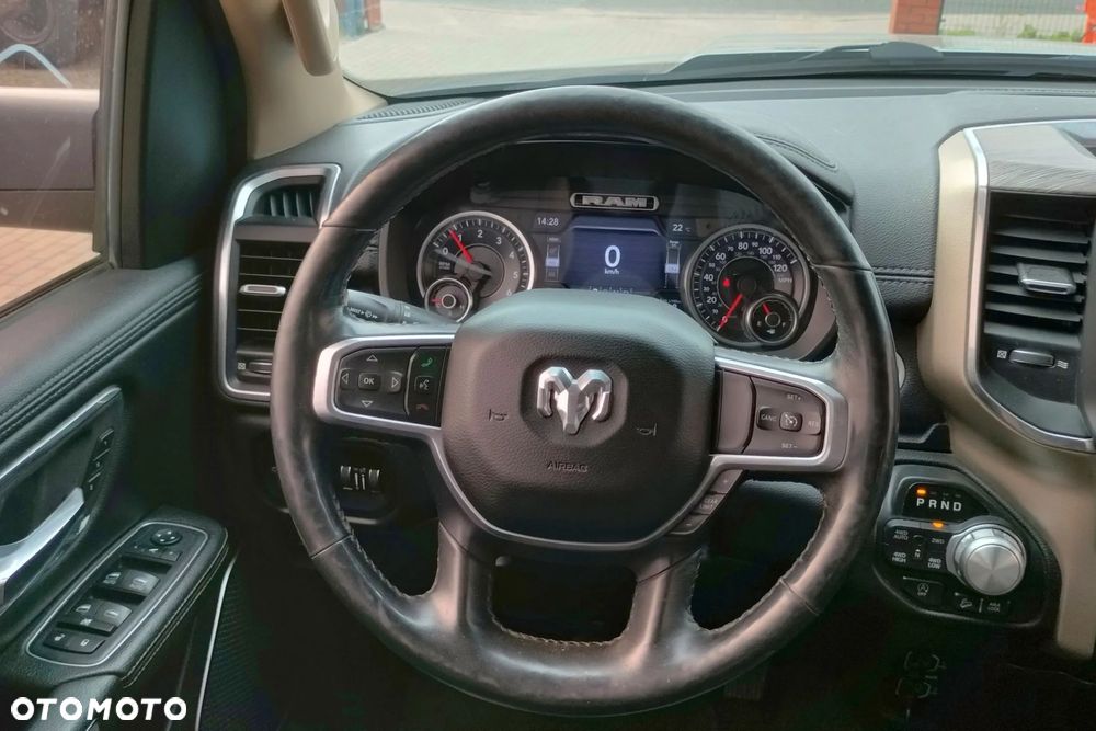 RAM 1500 Crew Cab Laramie - 17