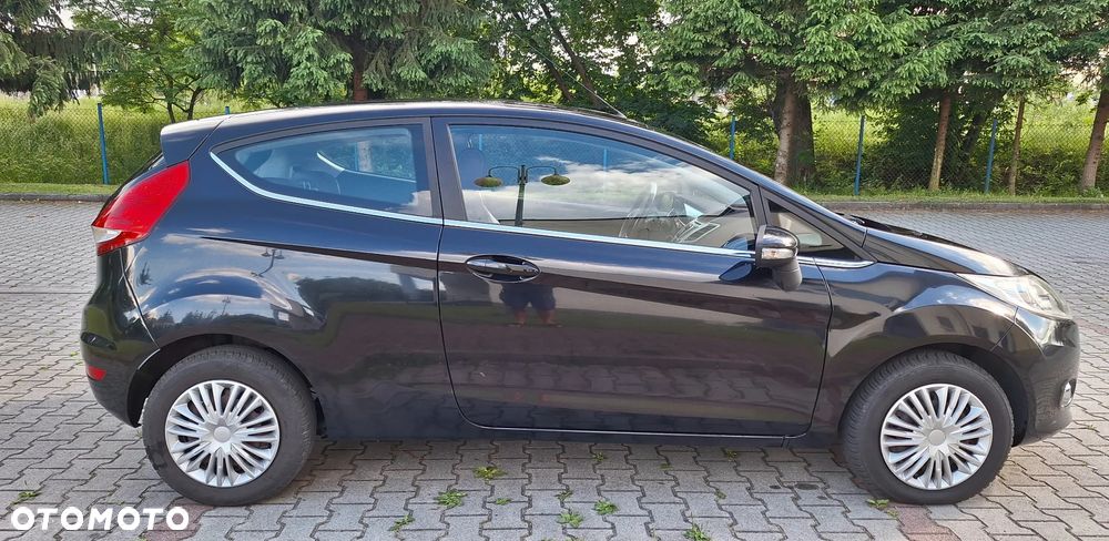 Ford Fiesta 1.6 TDCi Individual - 14