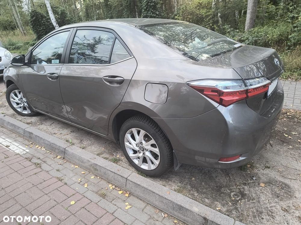 Toyota Corolla 1.6 Premium - 4