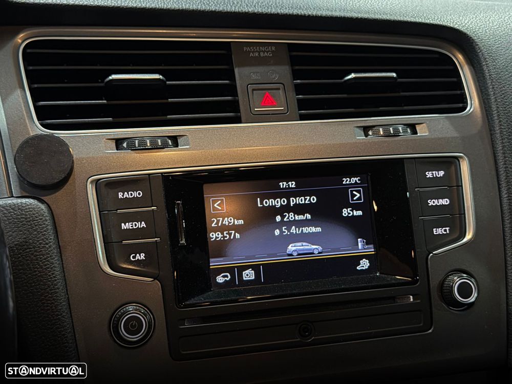VW Golf Variant 1.6 TDi BlueMotion Confortline - 22