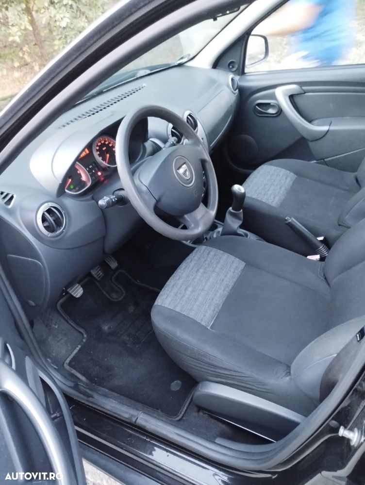 Dacia Duster 1.5 dCi 4x2 Prestige - 8