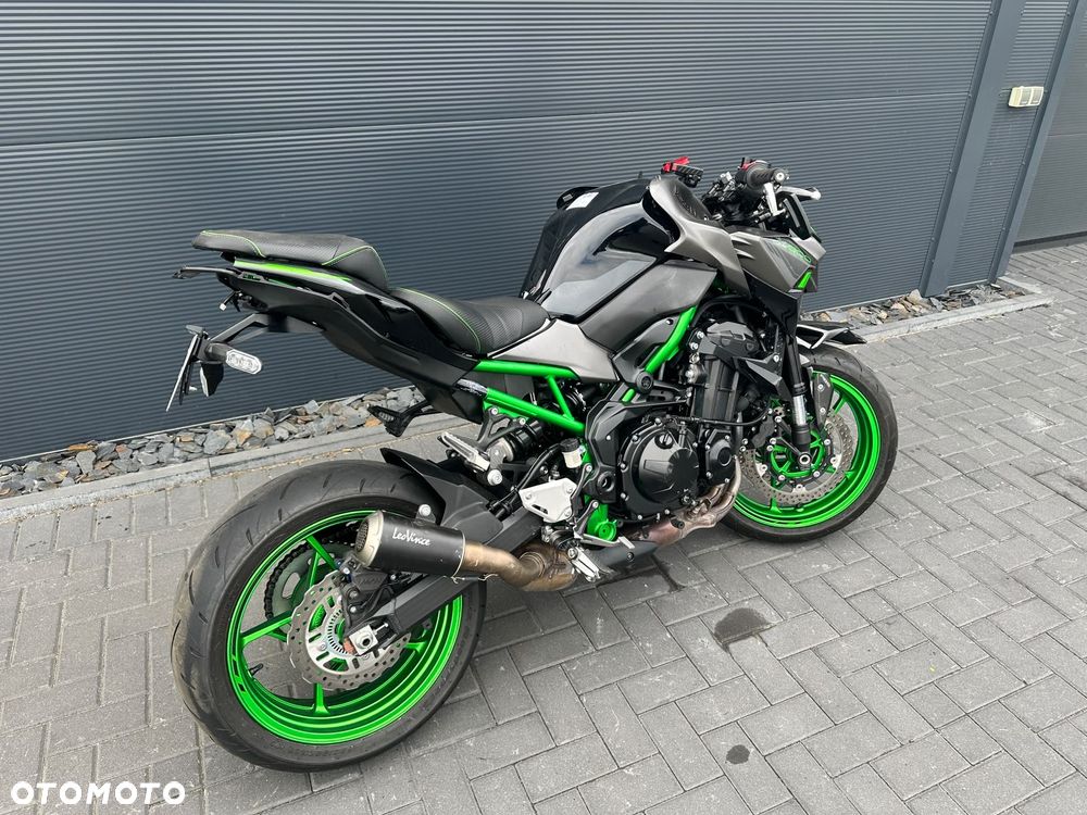 Kawasaki Z - 4