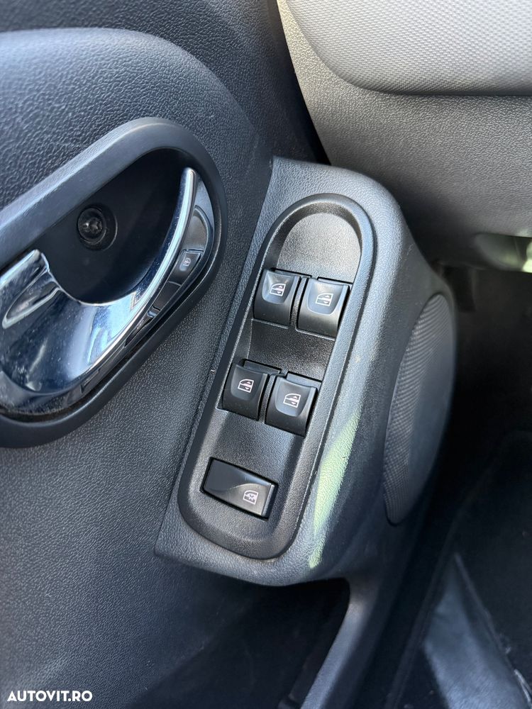 Dacia Duster 1.6 4x2 Prestige - 22