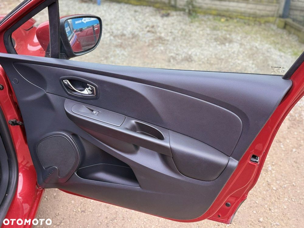 Renault Clio - 15