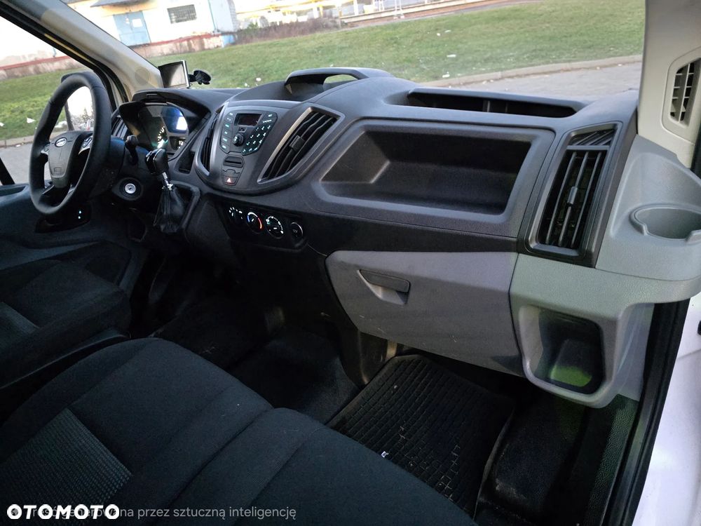 Ford TRANSIT - 21