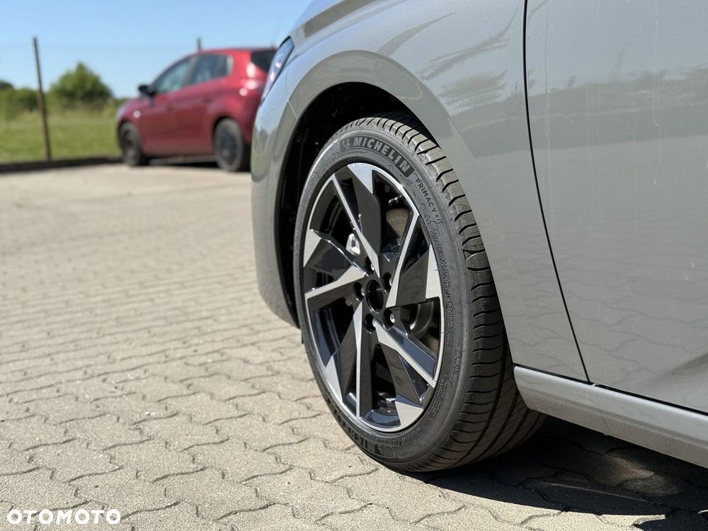 Peugeot 308 1.5 BlueHDi Allure Pack S&S EAT8 - 17
