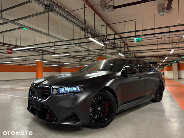 BMW M5 Standard