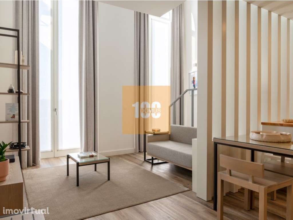 T1 com terraço na Serra do Pilar - Grande imagem: 3/16