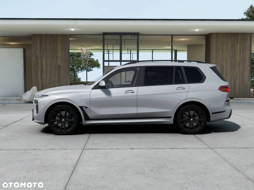 BMW X7 M60i xDrive - 2