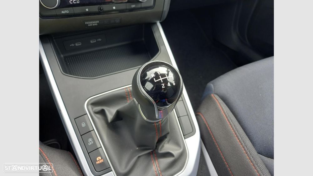 SEAT Arona 1.0 TSI FR - 23