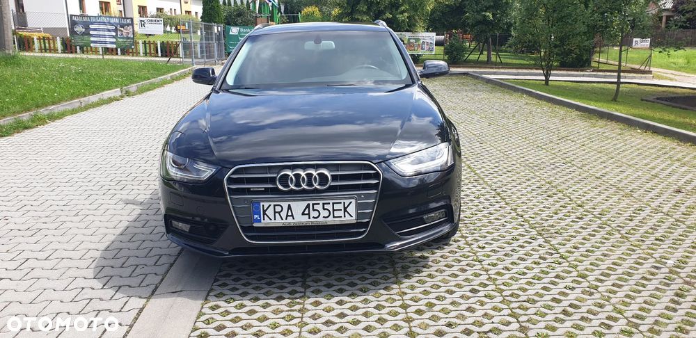 Audi A4 - 1