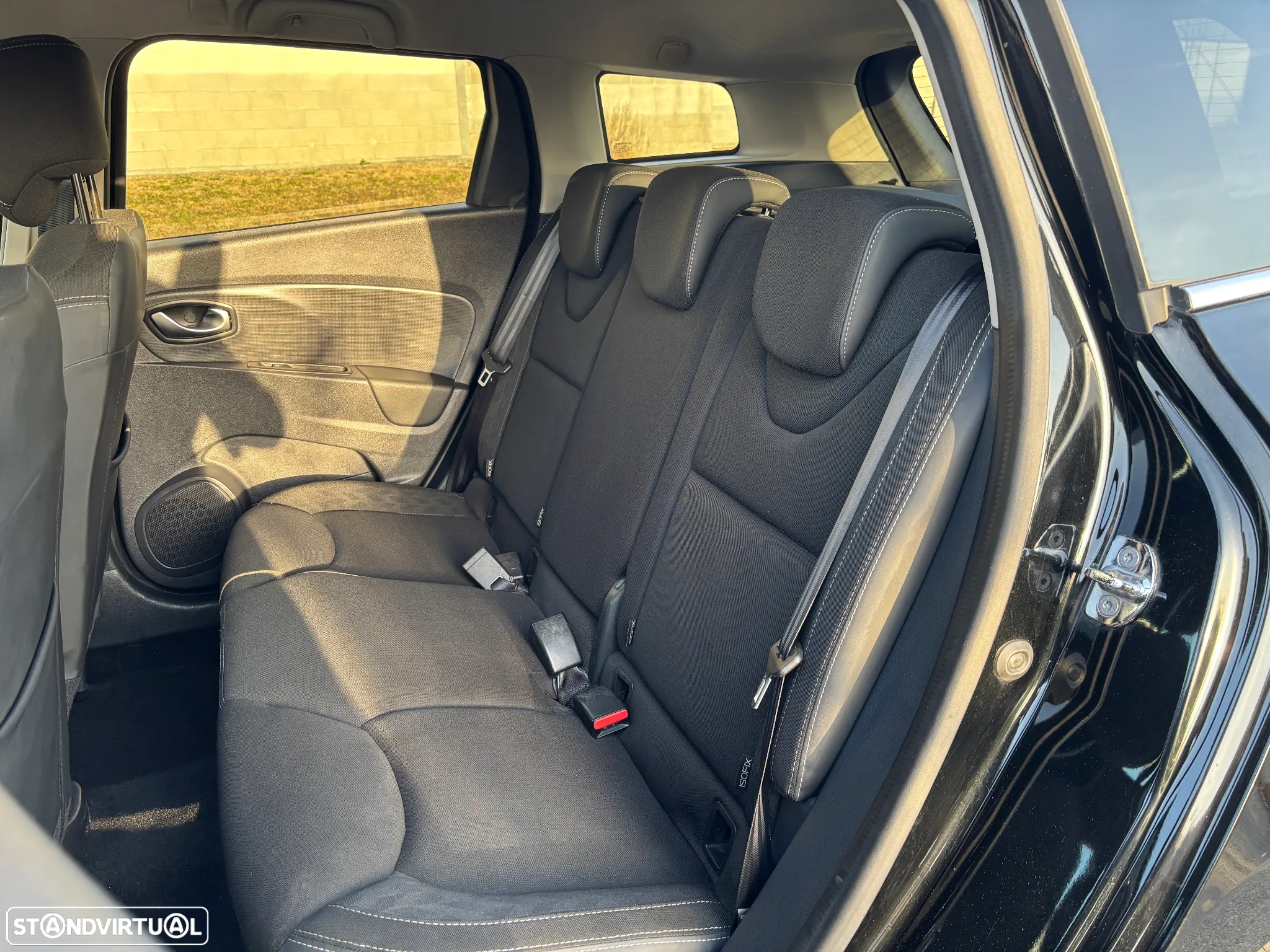 Renault Clio Sport Tourer 0.9 TCe Limited Edition - 6