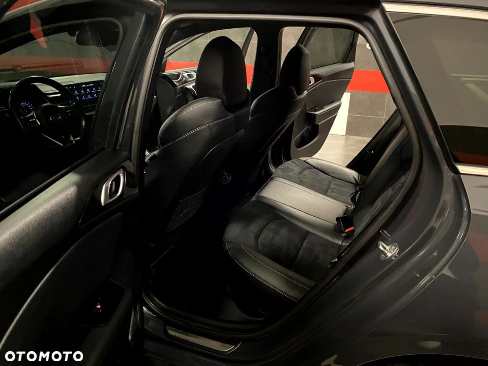 Kia Ceed 1.5 T-GDI GT-Line DCT - 28