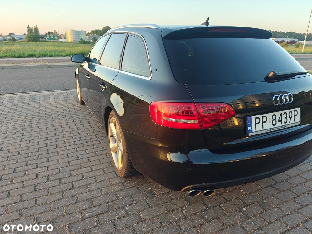 Audi A4 Avant 2.0 TDI DPF - 12