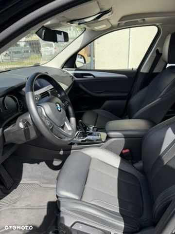 BMW X3 xDrive20i xLine - 3
