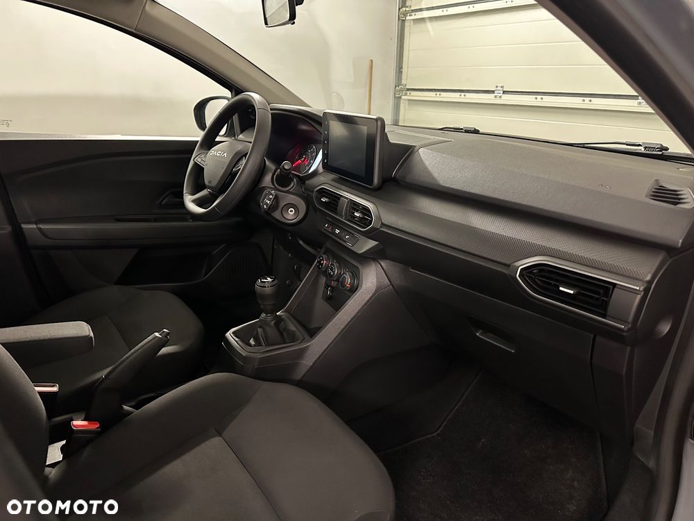 Dacia Sandero SCe 65 Essential - 11