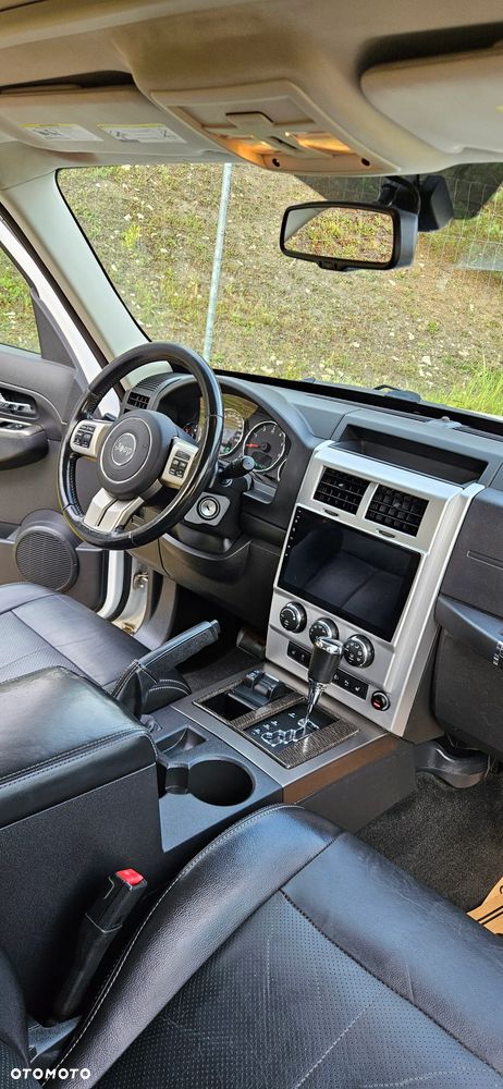 Jeep Cherokee 2.8 CRD Limited - 9