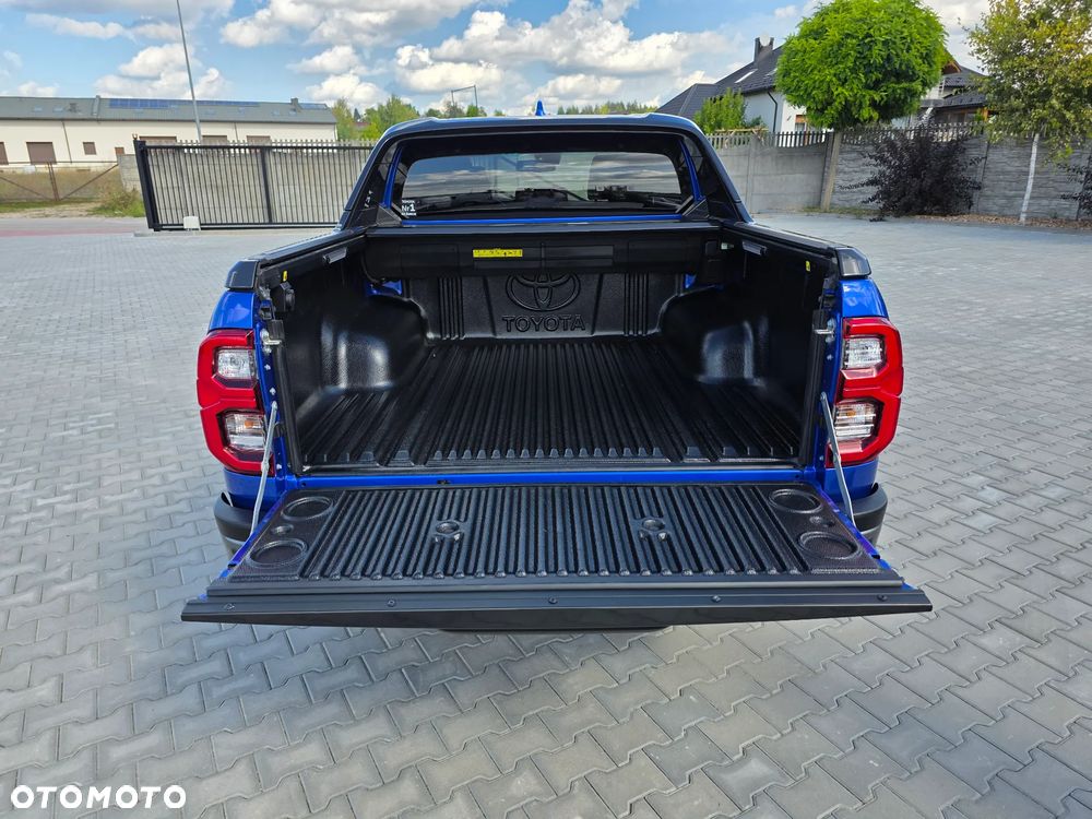 Toyota Hilux 2.8 D-4D Double Cab Invincible 4x4 - 35
