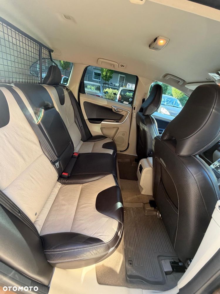 Volvo XC 60 - 14