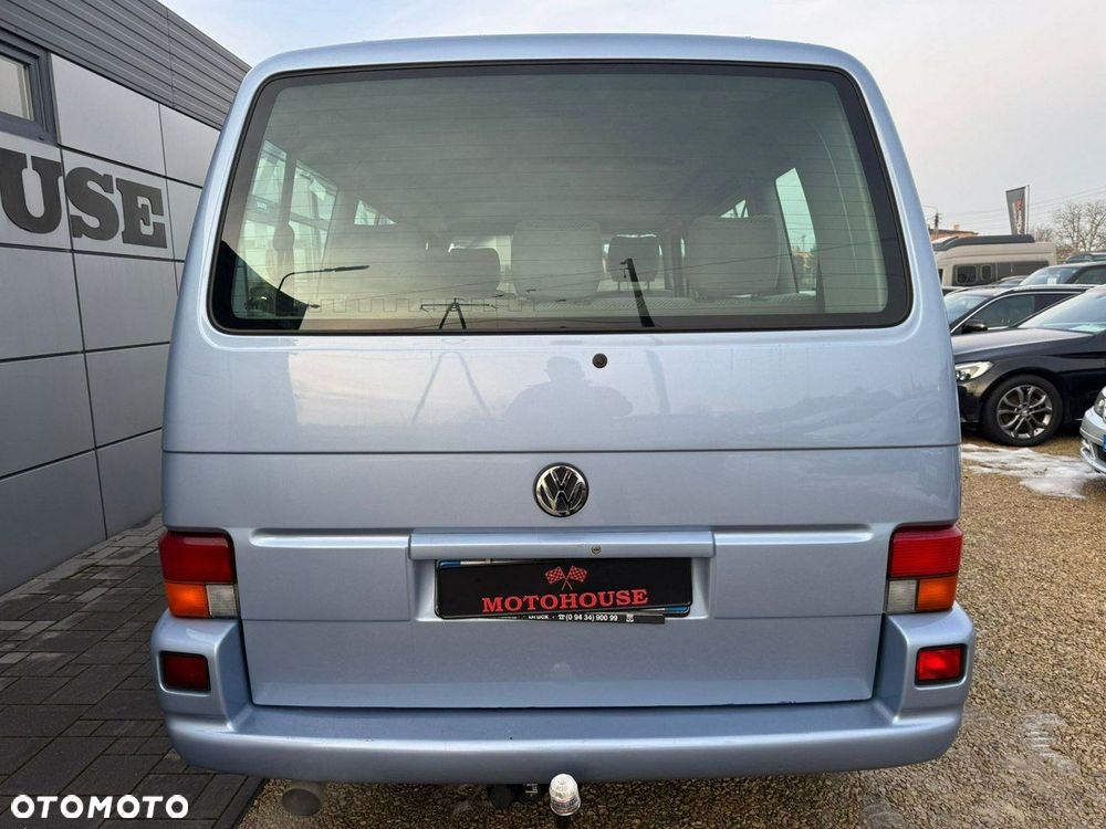 Volkswagen Caravelle - 7