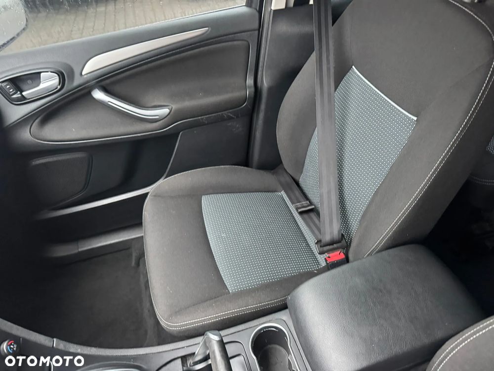 Ford Galaxy 2.0 TDCi Titanium - 22