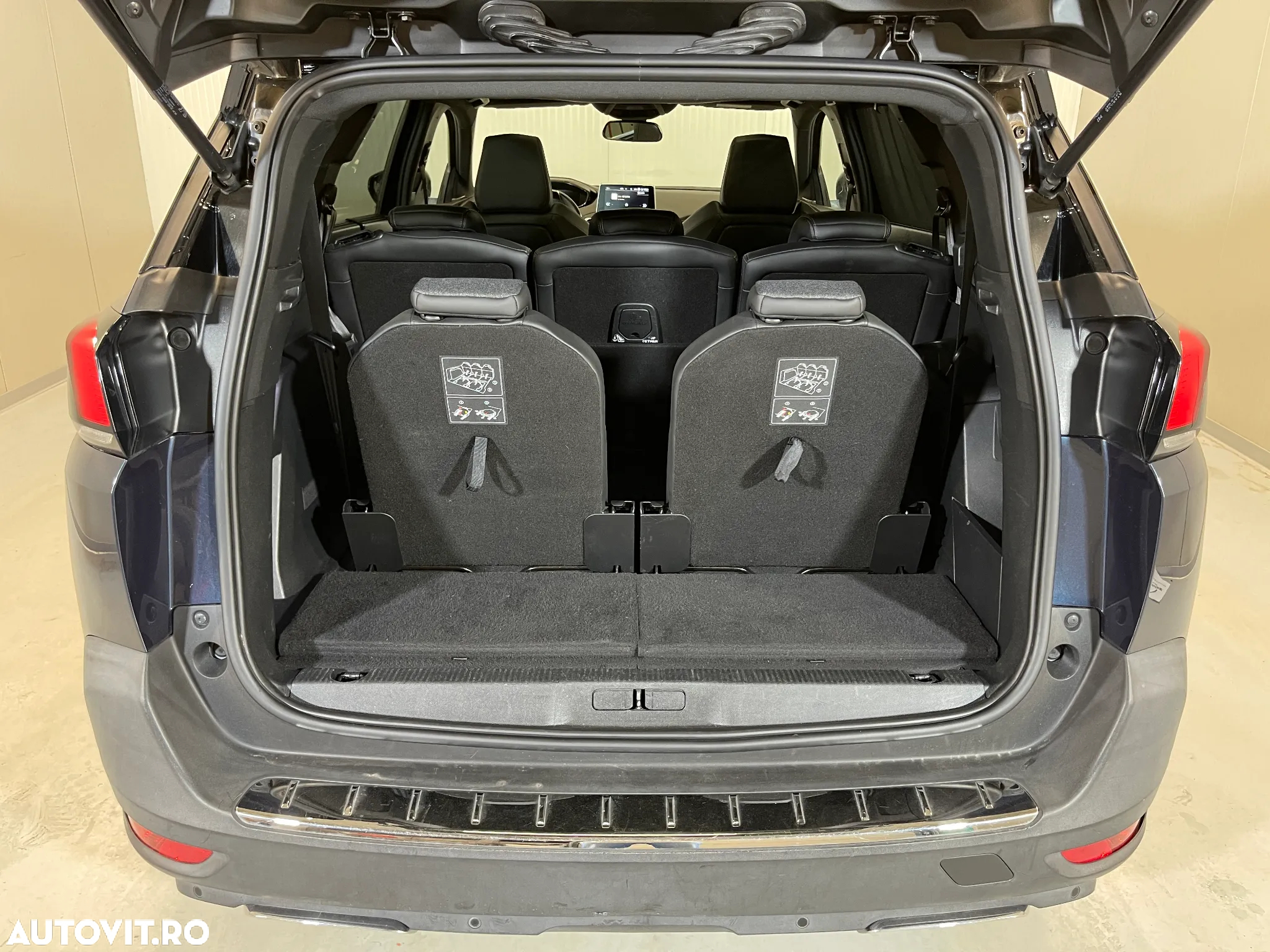Peugeot 5008 1.2 Puretech Turbo s&s GT-Line - 16